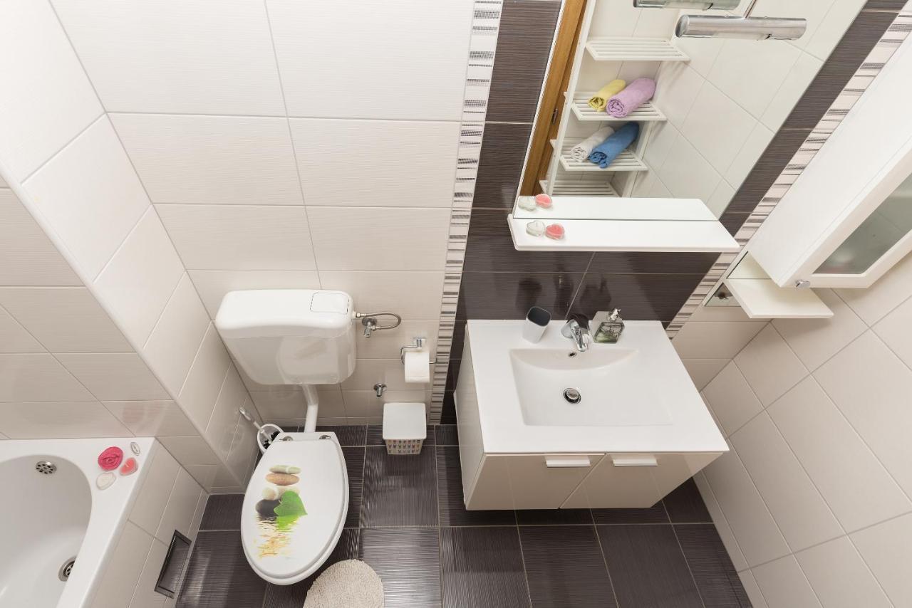 Neno Apartment Makarska Ngoại thất bức ảnh