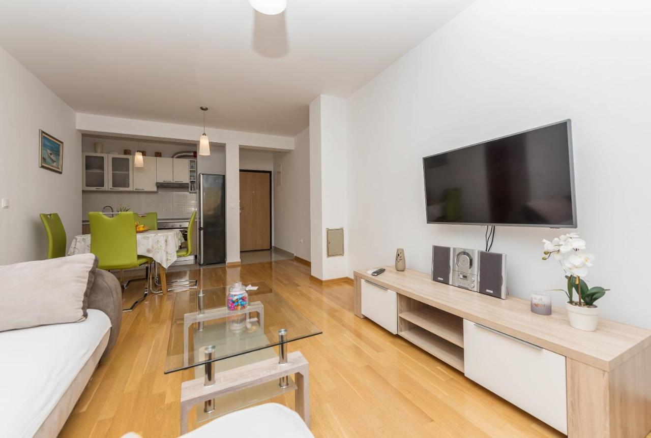 Neno Apartment Makarska Ngoại thất bức ảnh